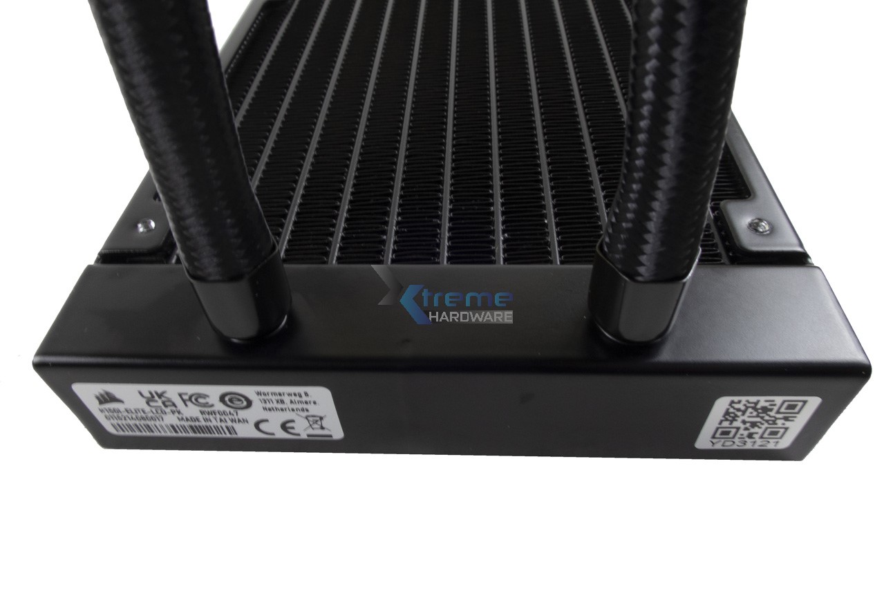 Corsair iCUE H150i ELITE LCD 14 1b4cc